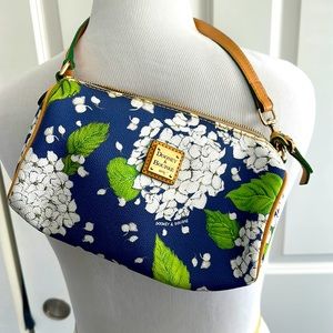 Dooney & Burke spring small barrel clutch purse